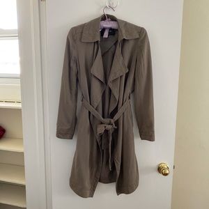 Aritzia Babaton Flowy Trench Coat Taupe, XS